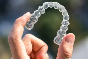 Invisalign vs. Traditional Braces: Pros and Cons